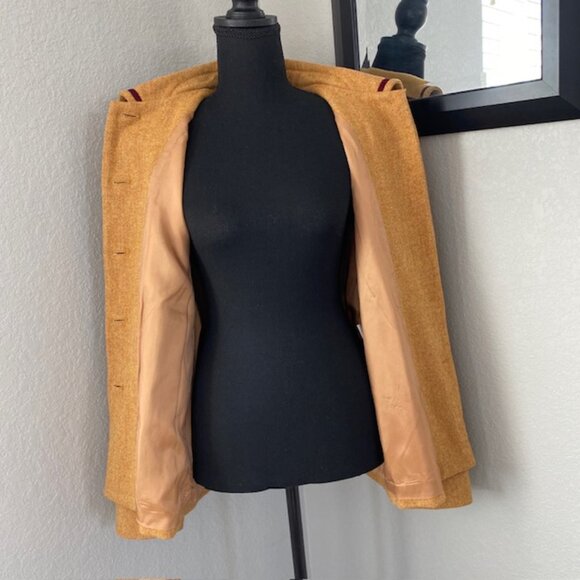 PHILLIPE ADEC Camel Wool Blend Tweed Jacket with Burgundy Trim Sz 6 - Picture 13 of 16